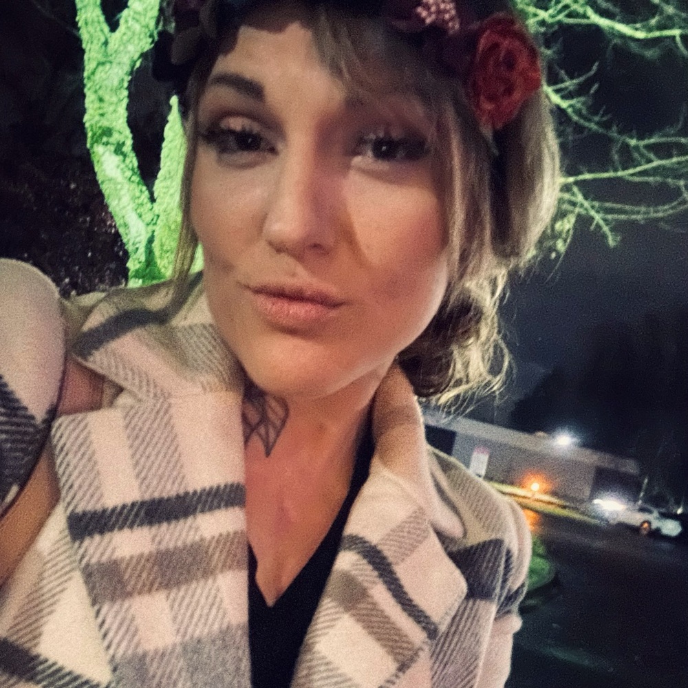 Meet your Posher, Alex